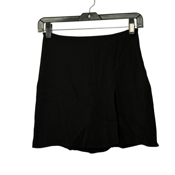 Reformation Margot Mini Skirt Black Side Slit Crepe - 2 - Picture 2 of 6